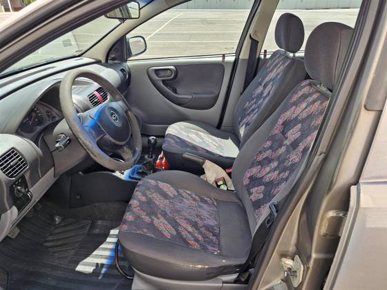 CHEVROLET CORSA 1.8 MPFI SEDAN 8V FLEX 4P MANUAL